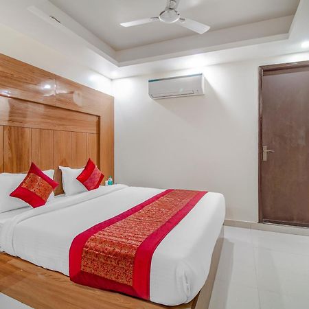 Airport Hotel Mayank Residency Nova Deli Exterior foto