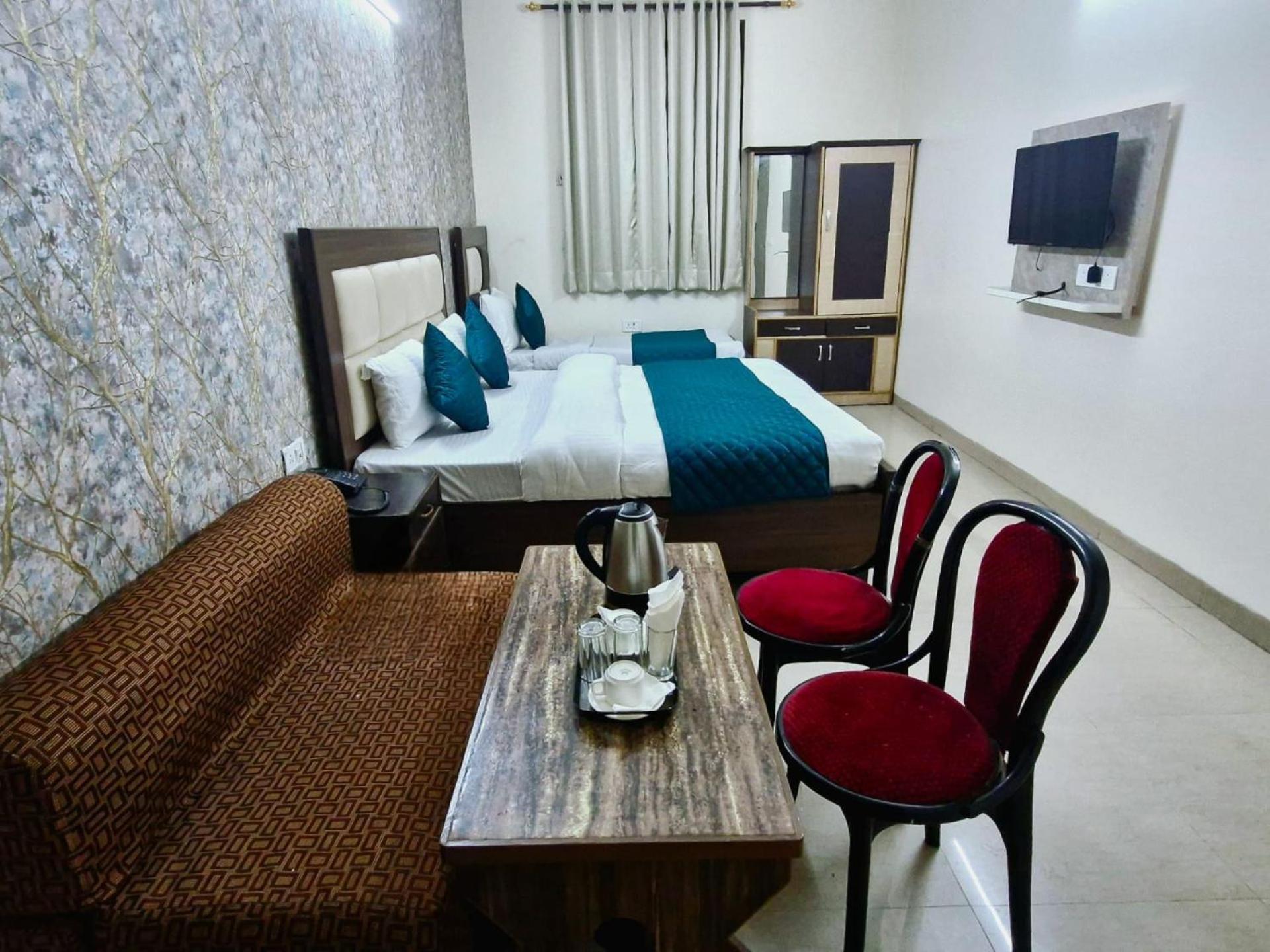 Airport Hotel Mayank Residency Nova Deli Exterior foto
