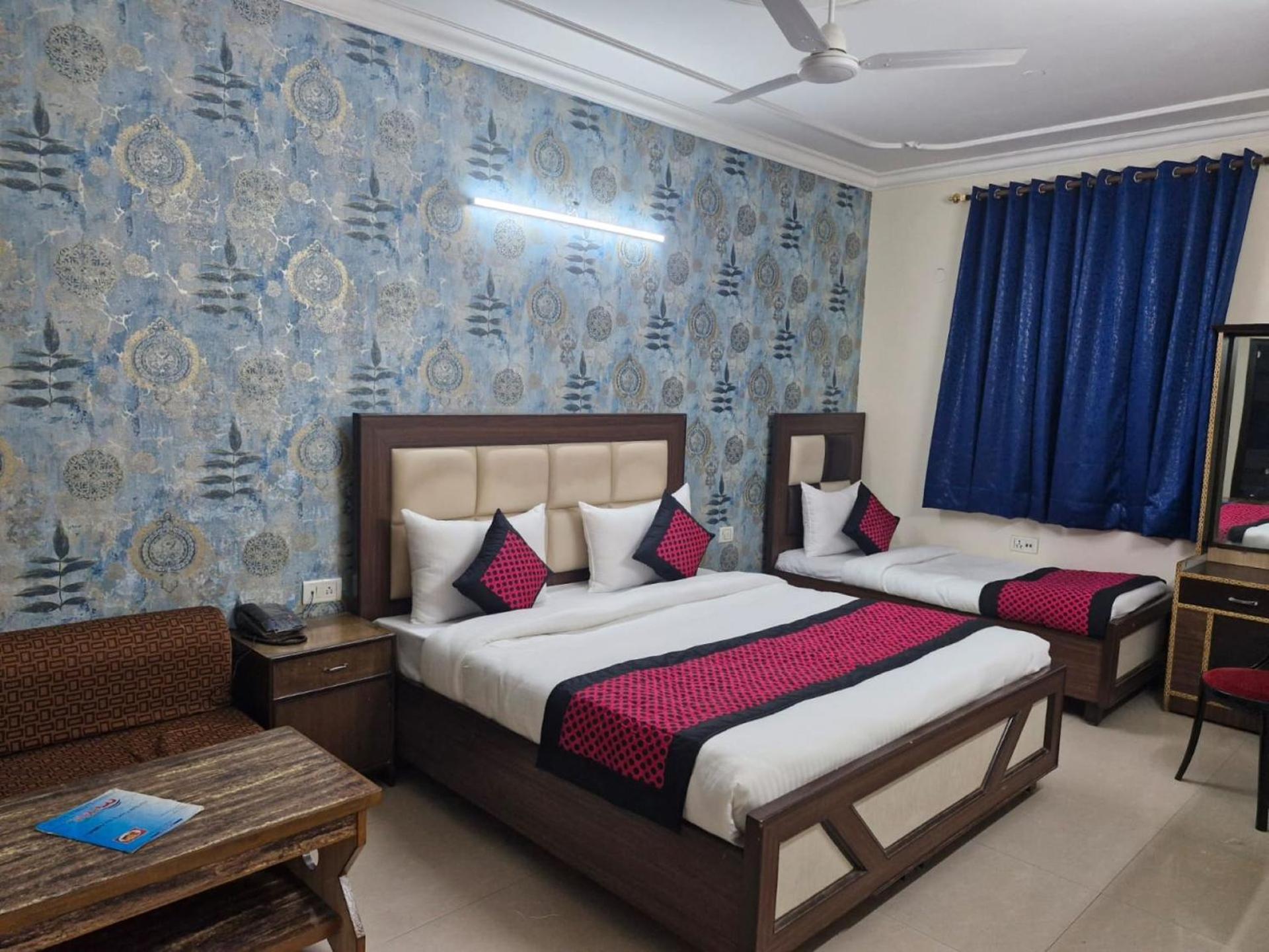 Airport Hotel Mayank Residency Nova Deli Exterior foto