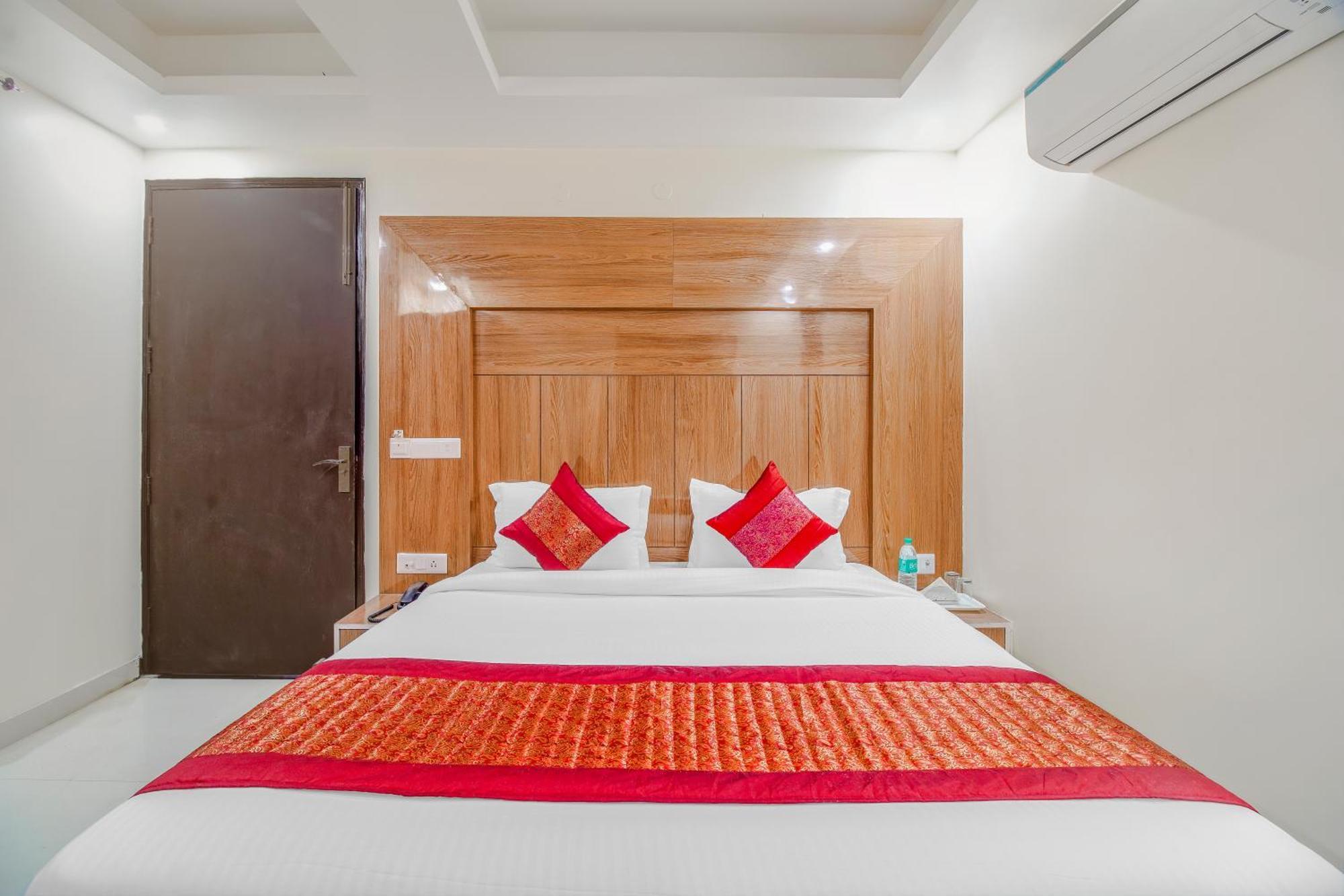 Airport Hotel Mayank Residency Nova Deli Exterior foto